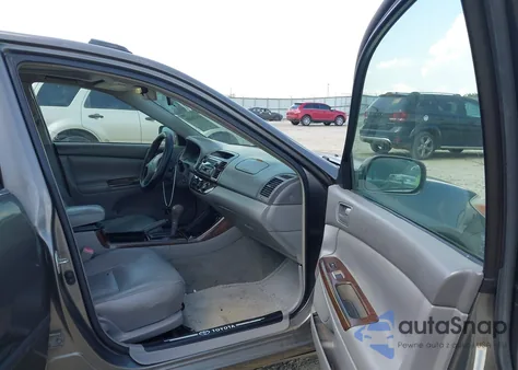 2003 Toyota Camry Le from USA, damaged, VIN 4T1BE32K43U757437